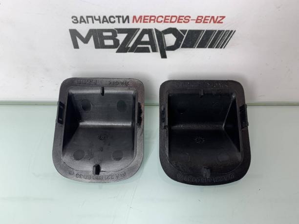 Заглушка детского кресла Mercedes W221 a2218680039