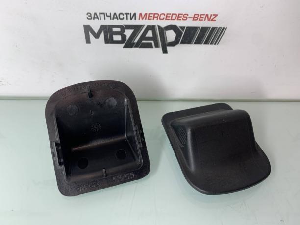 Заглушка детского кресла Mercedes W221 a2218680039