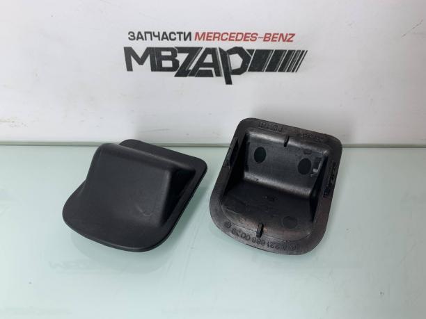 Заглушка детского кресла Mercedes W221 a2218680039