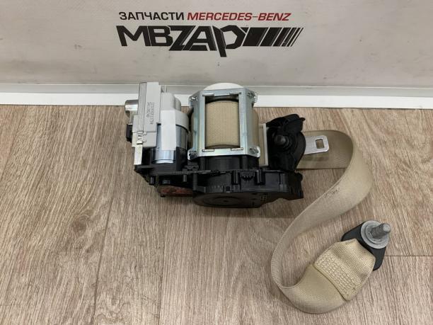 Ремень передний правый Mercedes W221 a2218600686