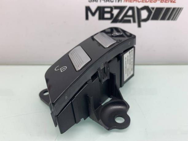 Кнопка центрального замка правая Mercedes W221 a2218213021