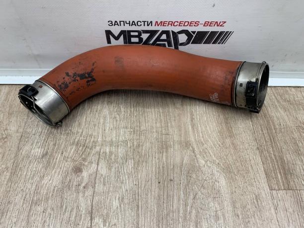 Патрубок интеркулера правый Mercedes W212 a2125280882