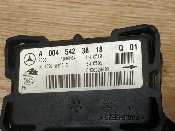 Датчик угловой скорости Mercedes w164 x164 w251 ML a0045423818