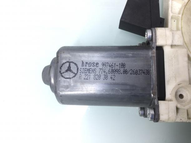 Моторчик стеклоподъемника правый Mercedes w221 a2218203042