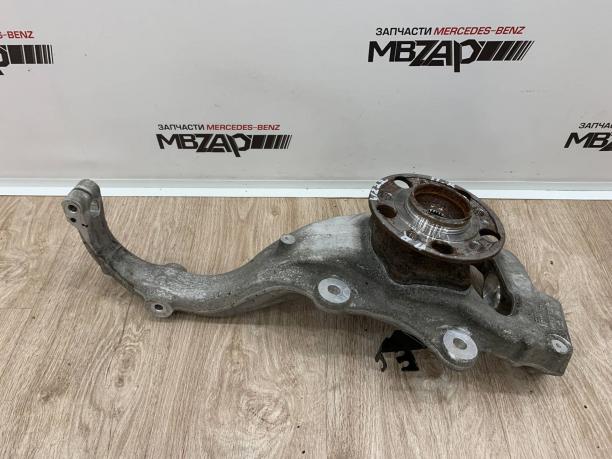 Кулак передний правый Mercedes W222 a2223322201