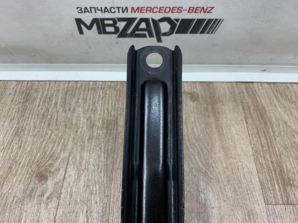 Кронштейн подрамника задний Mercedes W205 a2056280026