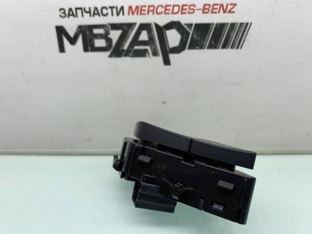 Кнопка центрального замка левая Mercedes W222 a2229057507