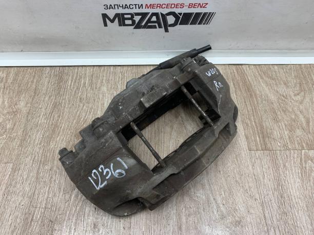 Суппорт передний правый Mercedes W205 a0114219698