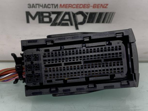 Разъем блока управления Mercedes W205 a0009002008