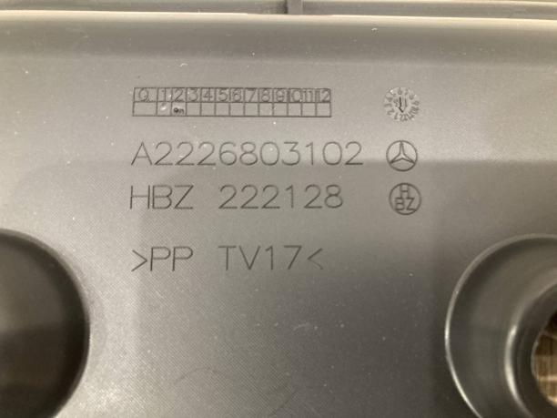 Накладка торпеды нижняя Mercedes W222 a2226808304