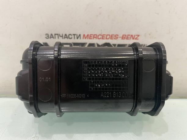 Пепельница передняя Mercedes w221 a2218130004