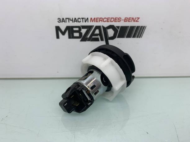 Розетка багажного отделения Mercedes W222 a0008207251