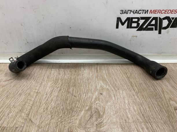 Патрубок охлаждения Mercedes w251 a2515013182