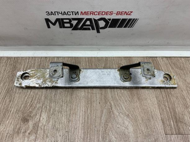 Усилитель пола Mercedes W205 a2056190025