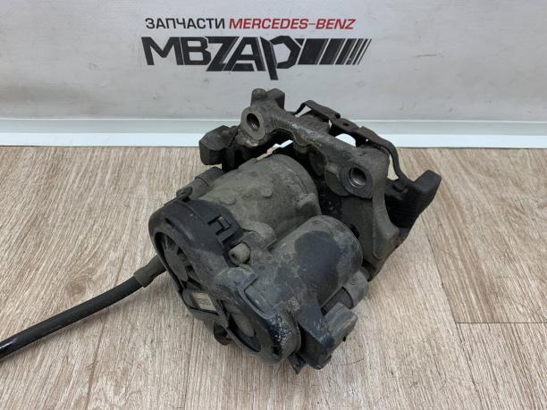 Суппорт задний правый Mercedes W205 a2054230281