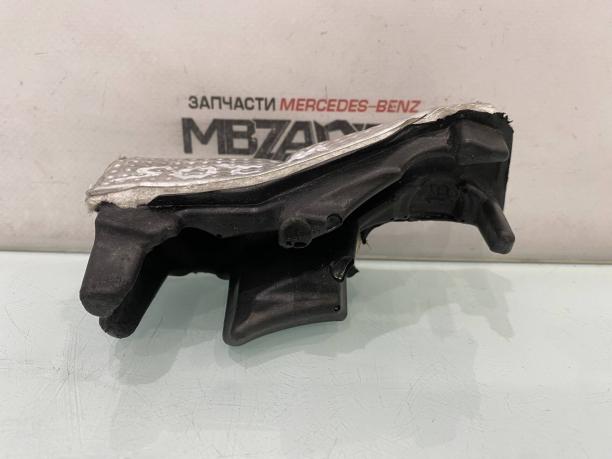 Тепловой экран стартера m276 Mercedes W205 a2767509375