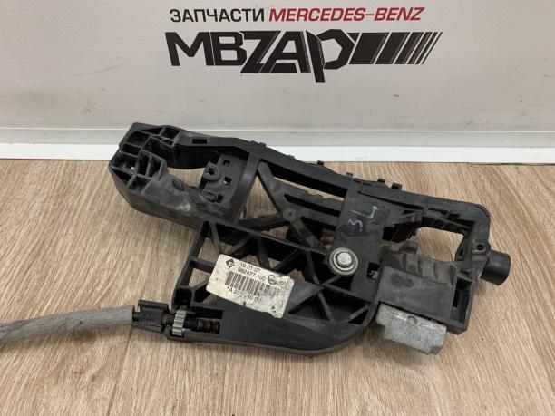 Кронштейн ручки задней левой двери Mercedes W221 S a2217600734