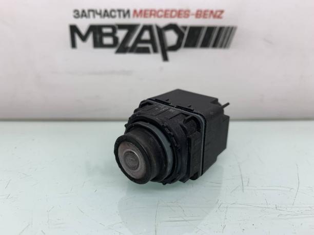 Камера бокового зеркала Mercedes W222 S дефект a0009054302