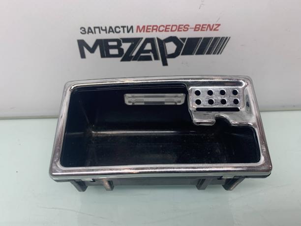 Пепельница центральной консоли Mercedes W221 a2218100030