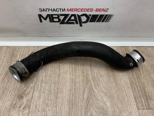 Патрубок радиатора левый Mercedes W212 a2045011582