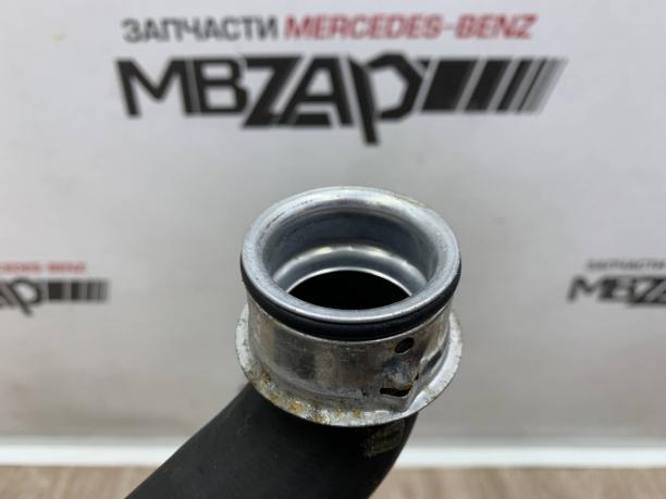 Патрубок радиатора левый Mercedes W212 a2045011582