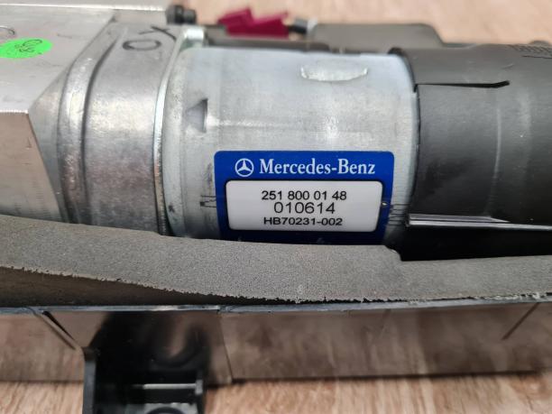 Привод крышки багажника Mercedes W251 a2518000948