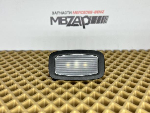 Плафон освещения салона Mercedes W222  a0009065103