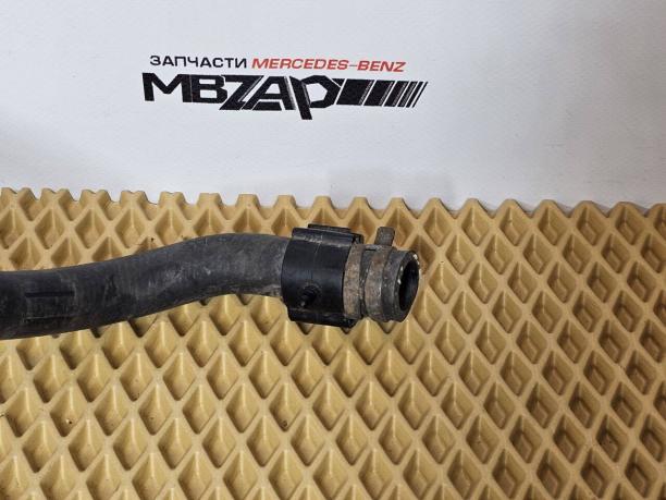 Патрубок охлаждения Mercedes W222 a2225013991