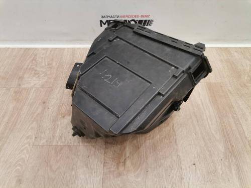 Корпус блока предохранителей Mercedes w211 w219 E A2115400324