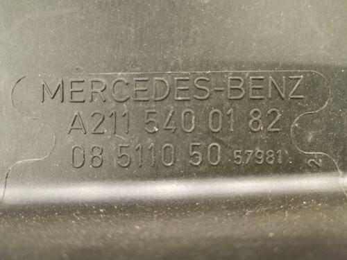 Корпус блока предохранителей Mercedes w211 w219 E A2115400324