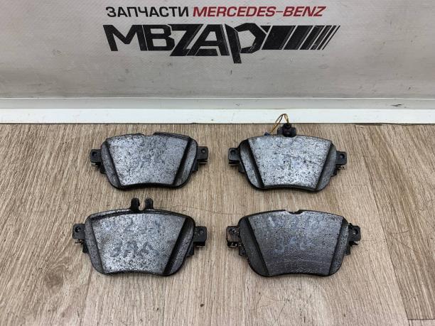 Тормозные колодки задние Mercedes w213 a0004209700