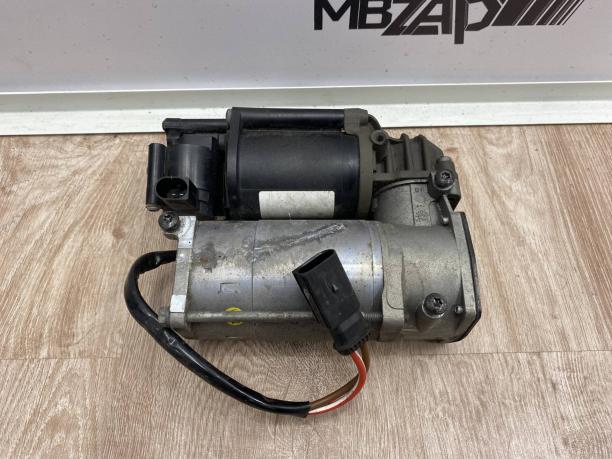 Компрессор пневмоподвески Mercedes W213 a0993200004