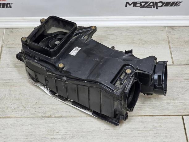 Корпус воздушного фильтра Mercedes W205 a6510902501