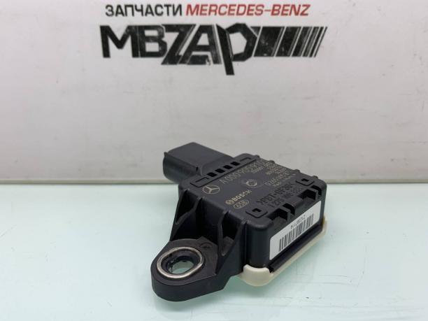 Датчик ускорения Mercedes W222 a0009059101