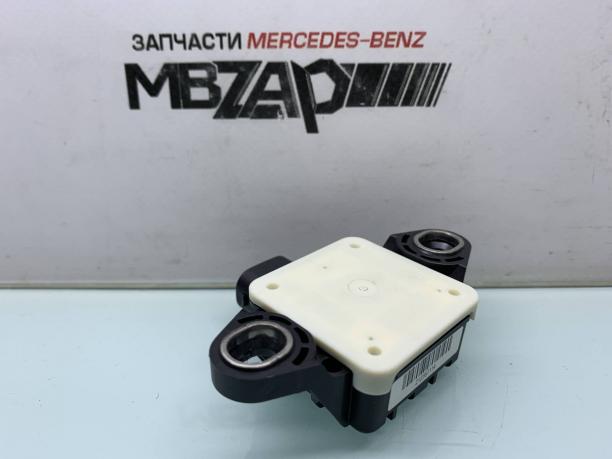 Датчик ускорения Mercedes W222 a0009059101