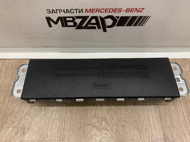 Подушка безопасности коленная Mercedes W213 a2138600302