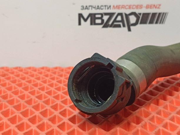 Патрубок клапана ОЖ Mercedes W222 a2225014091