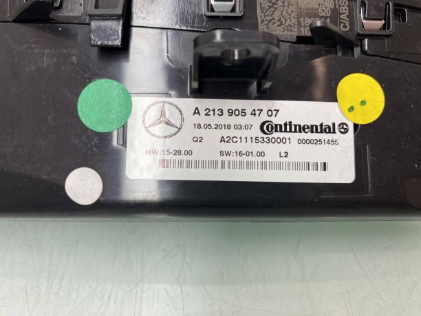 Блок управления климатом Mercedes W213 a2139054707