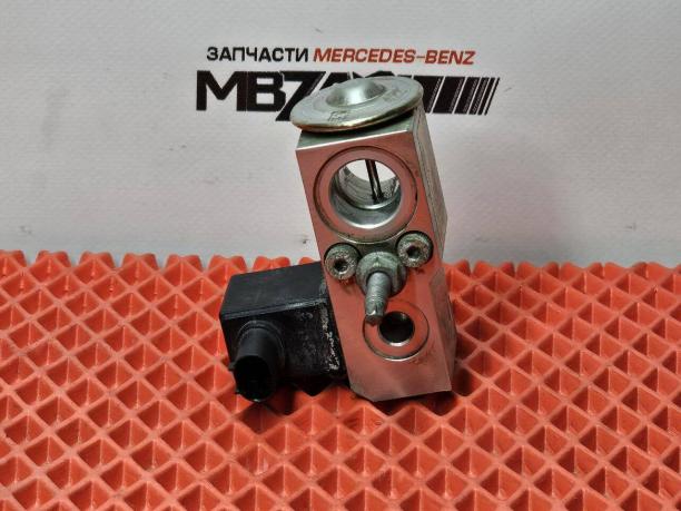 Клапан ТРВ Mercedes W222 ОРИГИНАЛ a2228300584