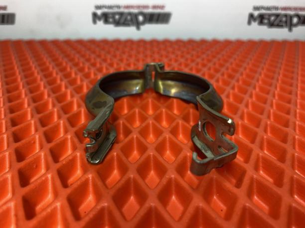 Хомут глушителя m654 Mercedes W213 a0039953002