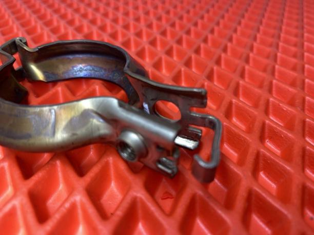 Хомут глушителя m654 Mercedes W213 a0039953002