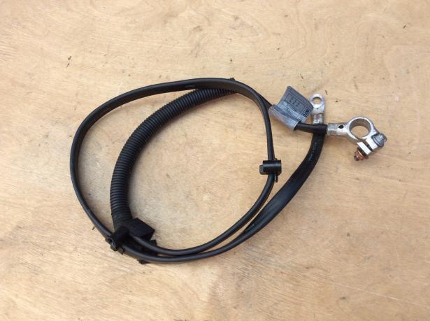 Клемма аккумулятора Mercedes W221 w216 S CL 221 a2215407710