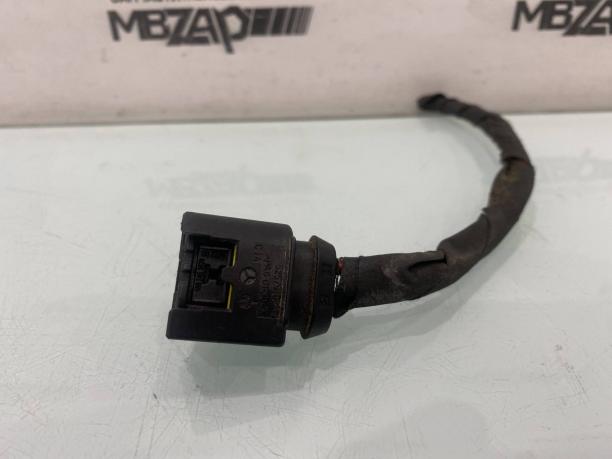 Фишка компрессора пневмоподвески Mercedes W221 S a1685453628