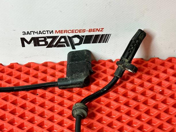 Датчик ABS правый задний Mercedes W222 a2229051100