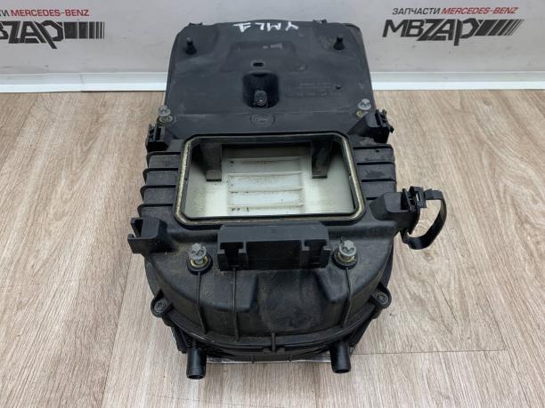 Корпус воздушного фильтра Mercedes W212 a6510901101
