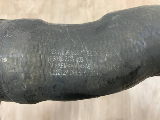 Патрубок интеркулера правый Mercedes W639 a6395283082