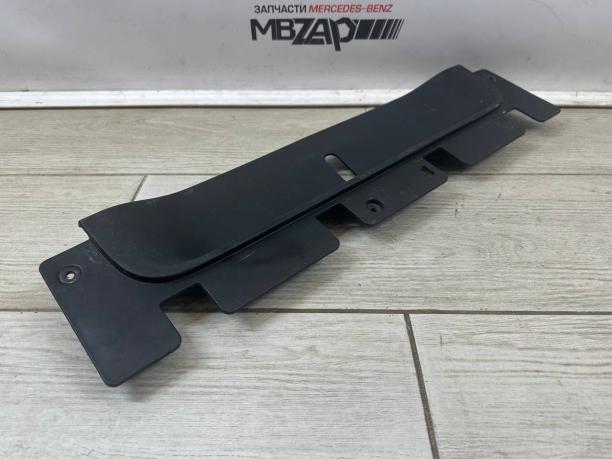 Накладка замка багажника Mercedes W447 a4476905900