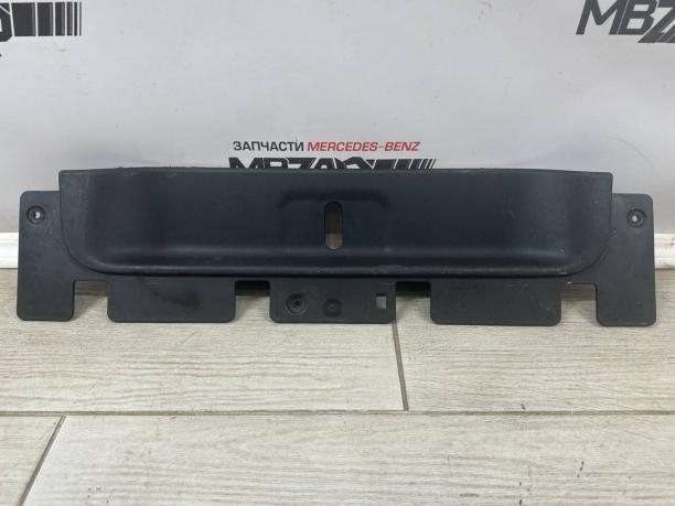 Накладка замка багажника Mercedes W447 a4476905900