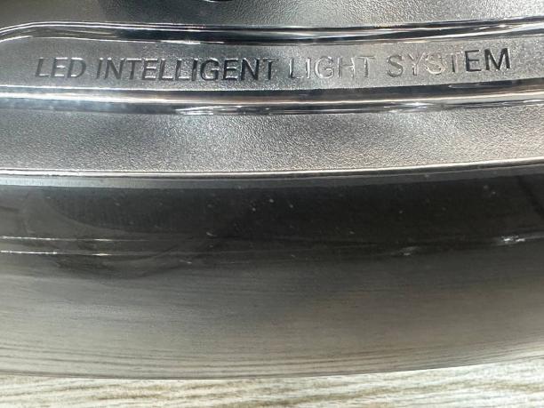 Фара правая Mercedes W222 a2229061804