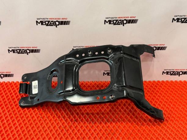 Кронштейн дистроника Mercedes W167 a1676265300